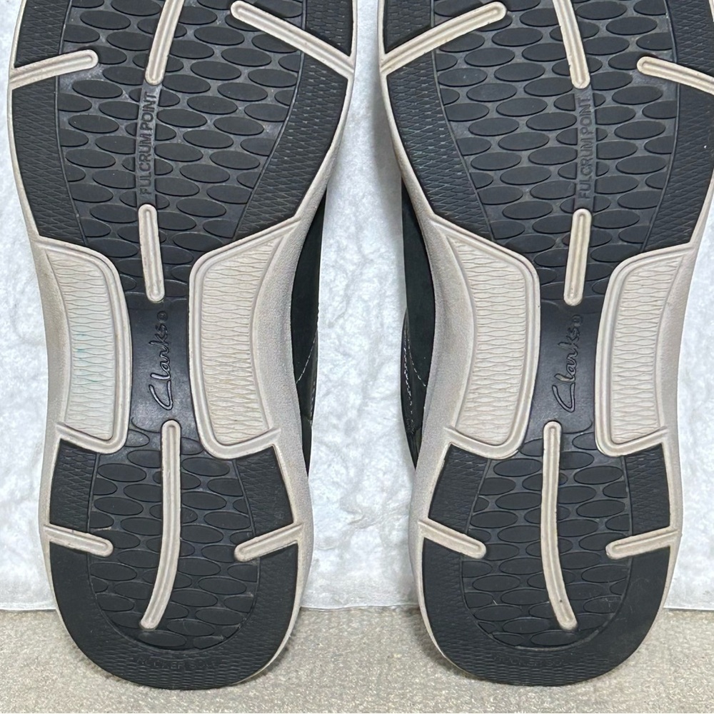 Clarks Womens Black Wave 2.0 Nubuck/Textile Waterproof Lace Sneaker Shoes SZ 9.5 - Picture 10 of 11